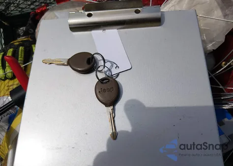 2001 Jeep Grand Cherokee Laredo из США, поврежденный, VIN 1J4GX48S01C734591